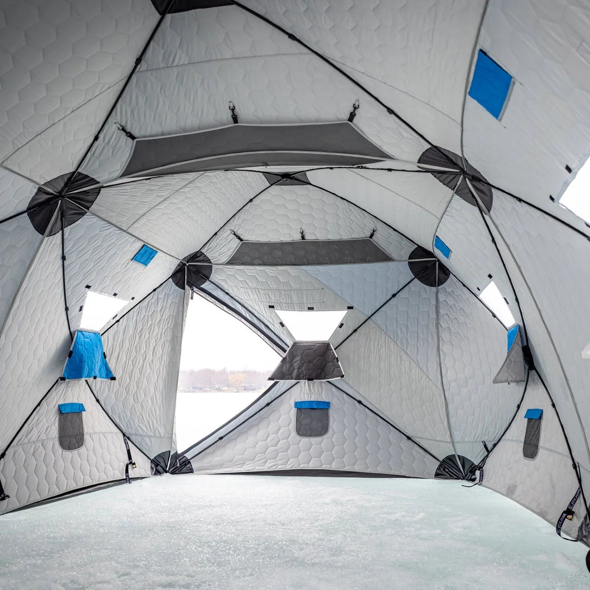 Clam Outdoors X-800 Thermal Hub